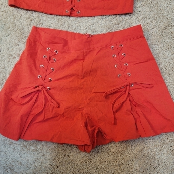 BLUE BLUSH Red Puff Off Shoulder Crop Top High Waist Lace-up Corset Shorts Set L - Picture 16 of 16